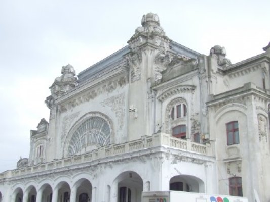 Guvernul a aprobat reabilitarea Cazinoului